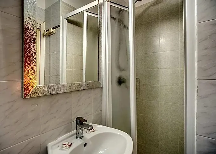 Millerose Otel Roma