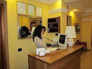 Millerose Otel *